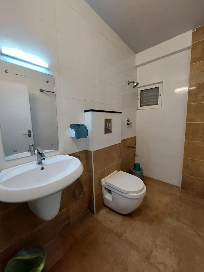 Отель Sharp Suites Коччи